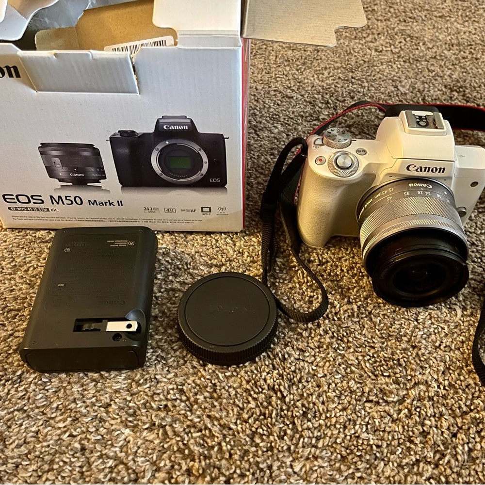 Canon Camera, white and in excellent condition